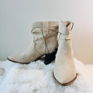 Western Slouch Heel Boots